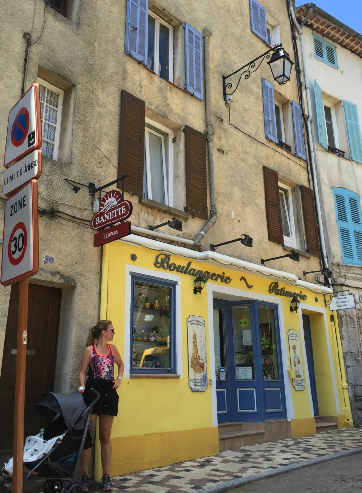 Boulangerie á Flayosc.jpg